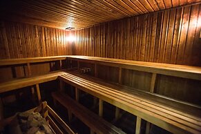 Whitewater Spa & Leisure Club