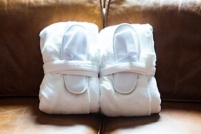 Whitewater Spa & Leisure Club