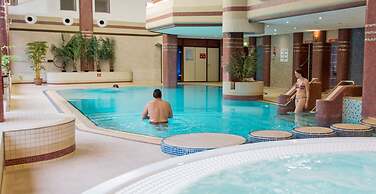 Whitewater Spa & Leisure Club