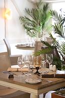Hotel La Place