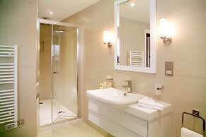 Hotel La Place