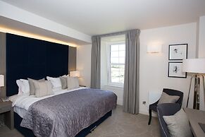 Dunalastair Hotel Suites