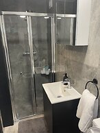 Da Vinci Guest House Gatwick