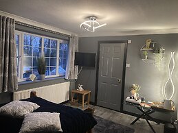 Da Vinci Guest House Gatwick