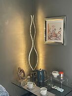 Da Vinci Guest House Gatwick