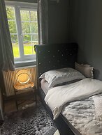 Da Vinci Guest House Gatwick