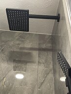 Da Vinci Guest House Gatwick