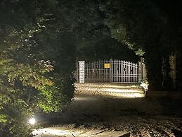 Da Vinci Guest House Gatwick