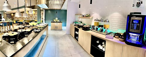 Holiday Inn Calais-Coquelles by IHG