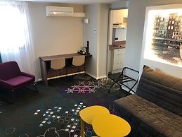 Brit Hotel Caen Nord - Mémorial