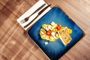 Brit Hotel Caen Nord - Mémorial