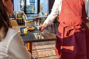 Brit Hotel Caen Nord - Mémorial