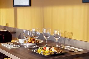 Brit Hotel Caen Nord - Mémorial