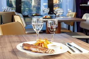 Brit Hotel Caen Nord - Mémorial