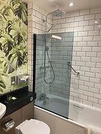 The Caledonian Hotel