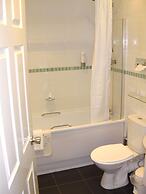 The Caledonian Hotel