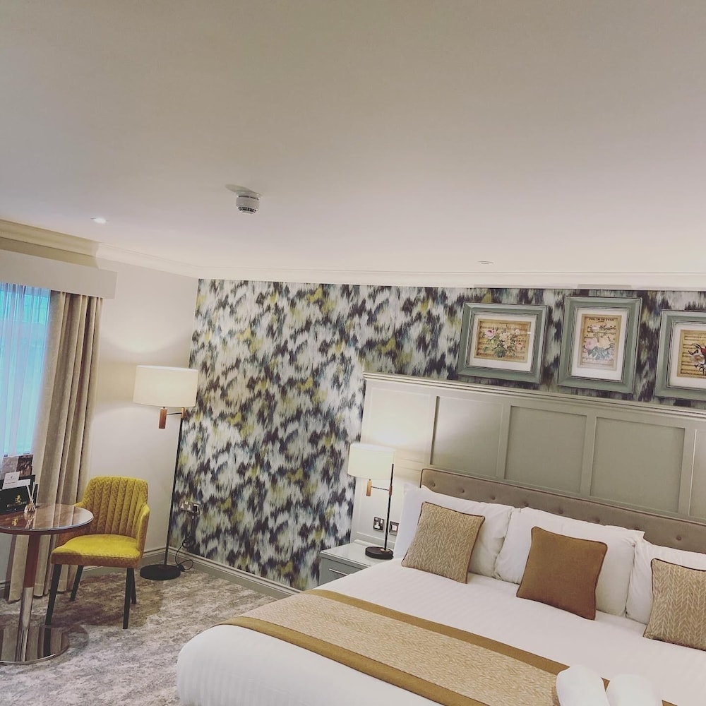 The Caledonian Hotel