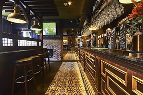 The Caledonian Hotel