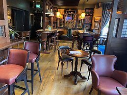 The Caledonian Hotel