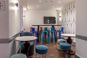 ibis Styles Paris Eiffel Cambronne