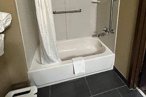 Quality Suites Graham - Burlington South