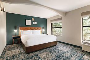 Four Points by Sheraton Raleigh Arena