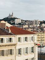 Escale Oceania Marseille Vieux Port