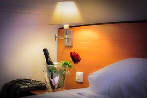 Hôtel Eden Montmartre