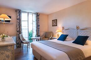 Hôtel Aux Vieux Remparts, The Originals Relais