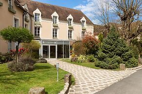 Hôtel Aux Vieux Remparts, The Originals Relais