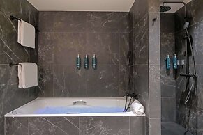 Hilton Paris La Defense Hotel