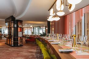 Hilton Paris La Defense Hotel