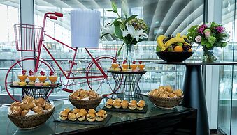 Hilton Paris La Defense Hotel