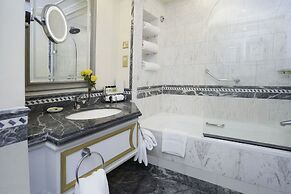 Intercontinental Dar Al Tawhid Makkah by IHG