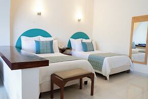 The Westmarine Waterfront Hotel