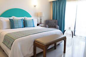 The Westmarine Waterfront Hotel