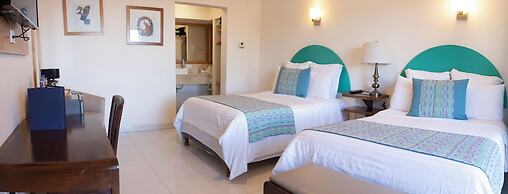 The Westmarine Waterfront Hotel