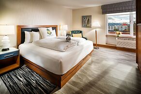 Staypineapple, Watertown Hotel, University District Seattle