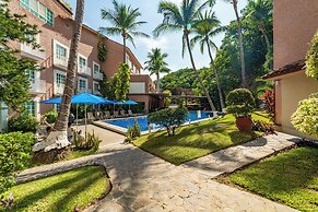 Hotel Castillo Huatulco & Beach Club