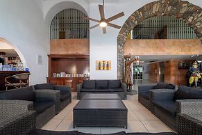 Hotel Castillo Huatulco & Beach Club