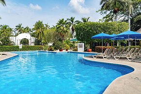 Hotel Castillo Huatulco & Beach Club