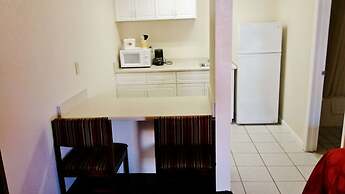 Country Hearth Inn & Suites Augusta