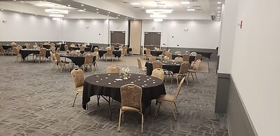 AmericInn by Wyndham Mounds View Minneapolis