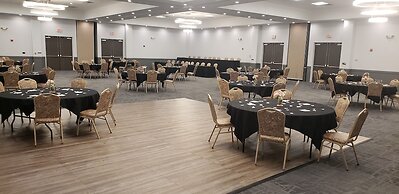AmericInn by Wyndham Mounds View Minneapolis