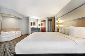 AmericInn by Wyndham Mounds View Minneapolis