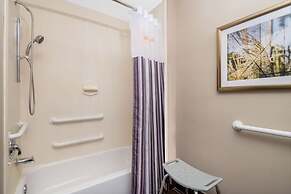 La Quinta Inn & Suites by Wyndham Atlanta Stockbridge