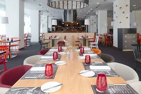 Vienna House Easy by Wyndham Bucharest Airport