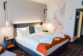 Vienna House Easy by Wyndham Bucharest Airport