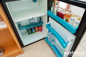 Theoxenia Caldera Hotel