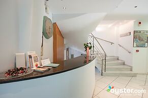 Theoxenia Caldera Hotel